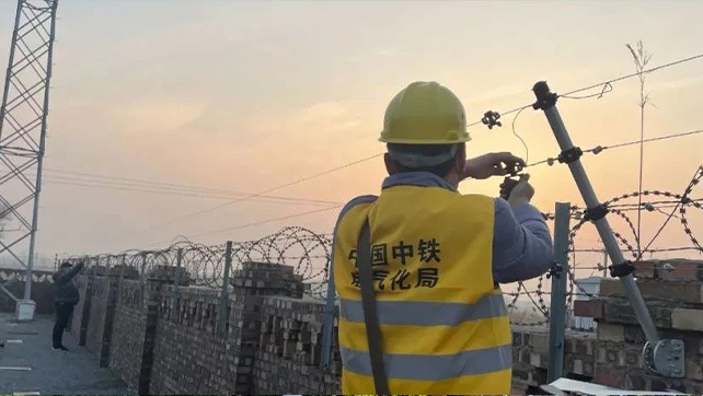 河北鐵路50多個變電站解鎖多種安裝方式！