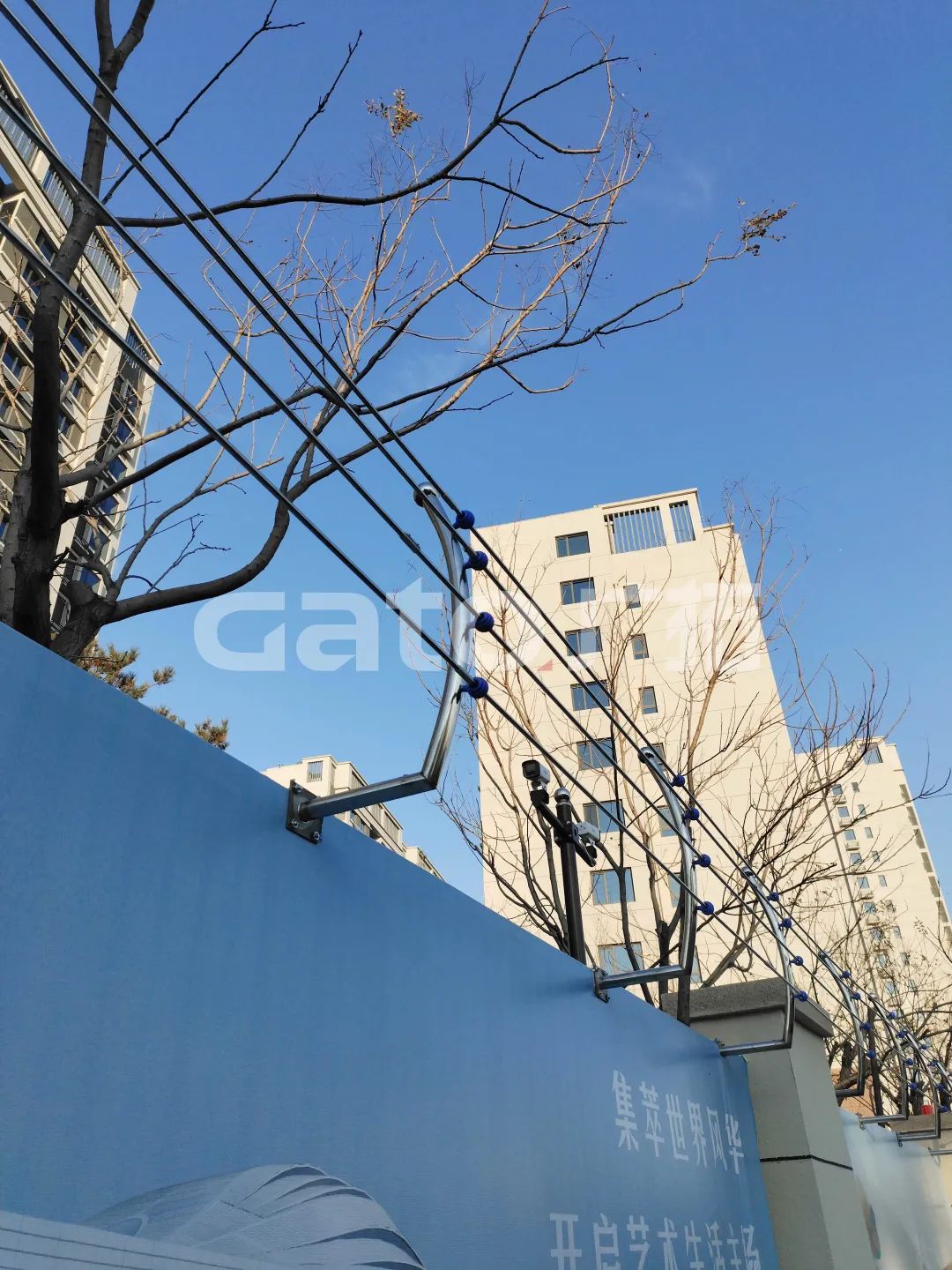 你見(jiàn)過(guò)弧形的不銹鋼電子圍欄嗎？(圖9)